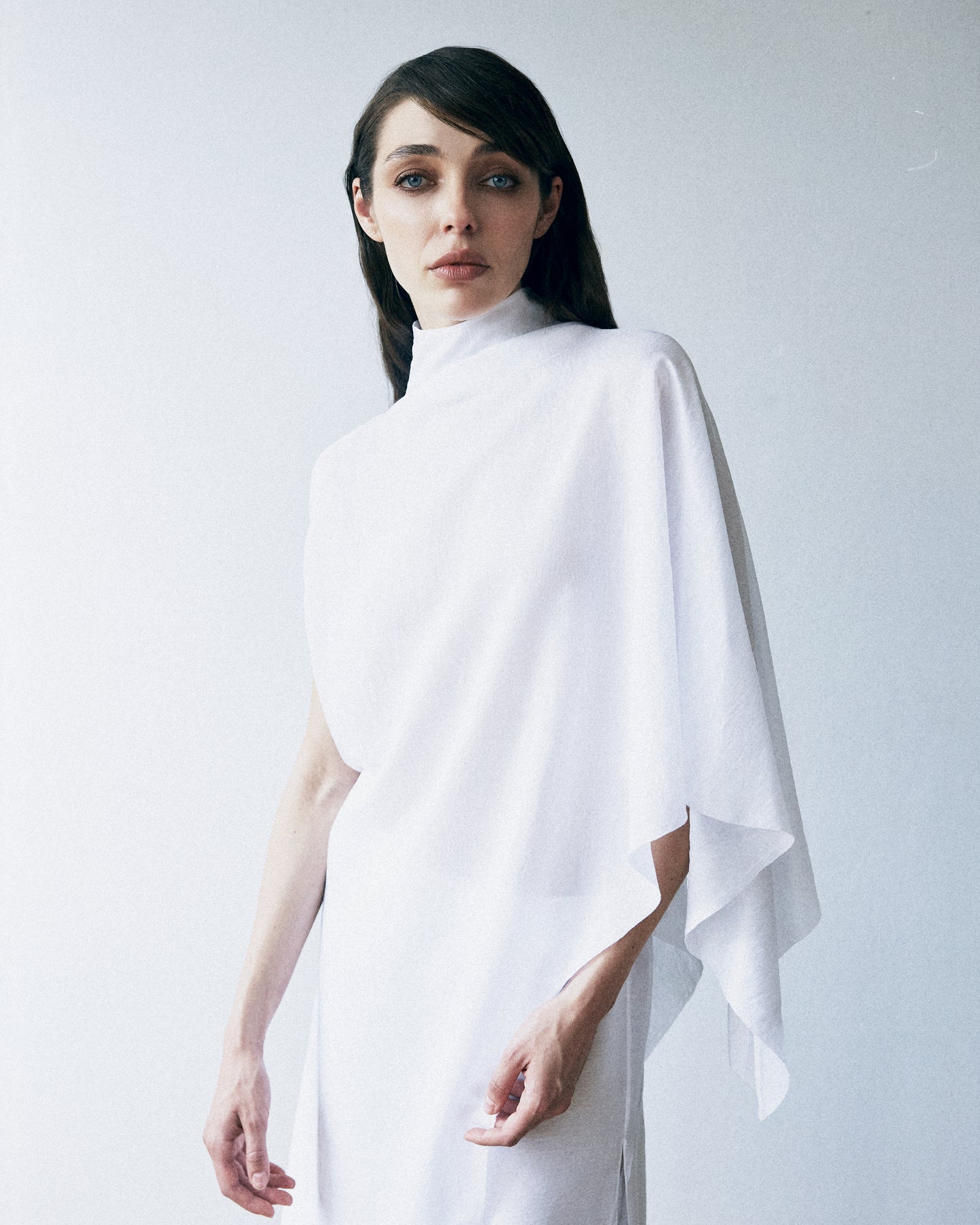 CANVAS SILK ASYMMETRIC BLOUSE