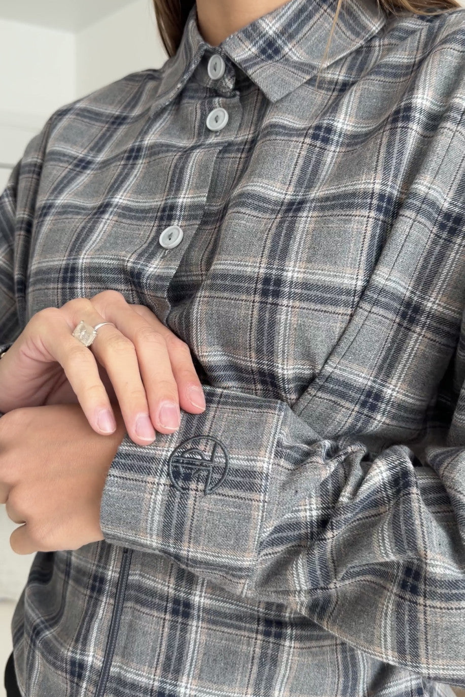 Fitted Plaid Shirt | Women's Plaid Button-Down | Siayvo