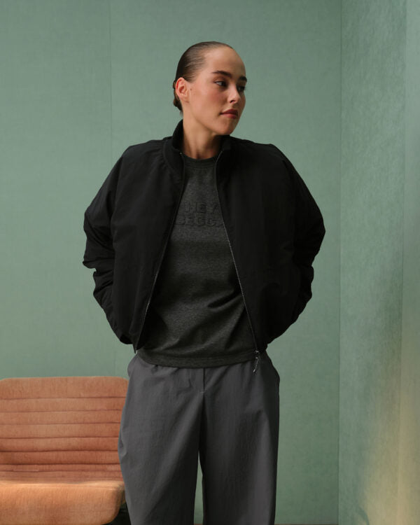OVERSIZED LONGSLEEVE WITH VOLUMINOUS LOGO — GREY