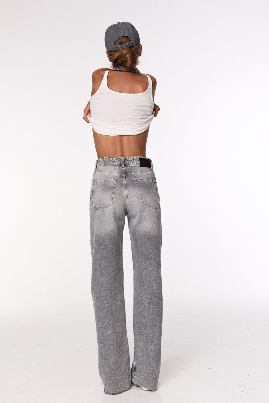 WIDE LEG GREY JEANS