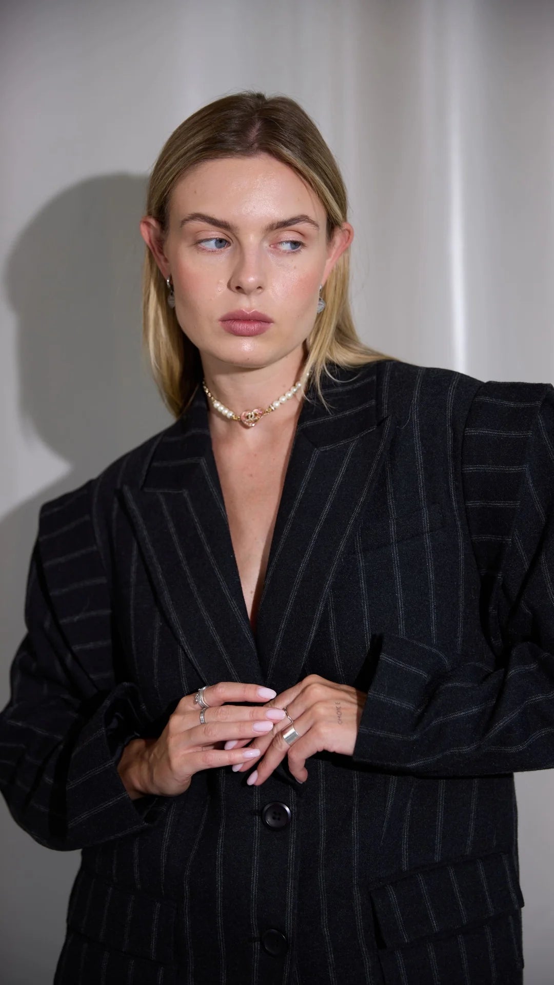 EMILY BLAZER WITH EXAGGERATED SHOULDERS