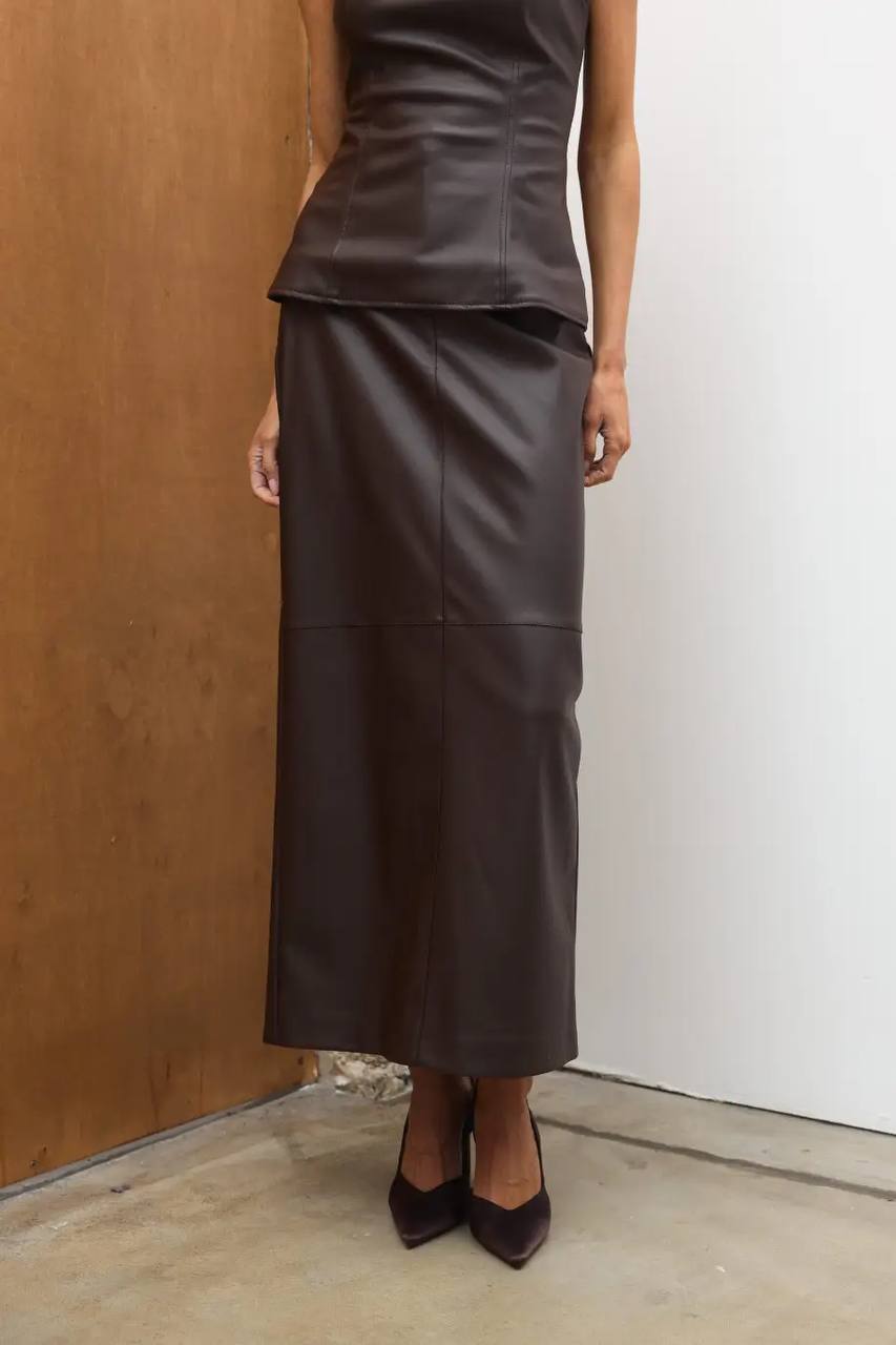 Leather brown skirt