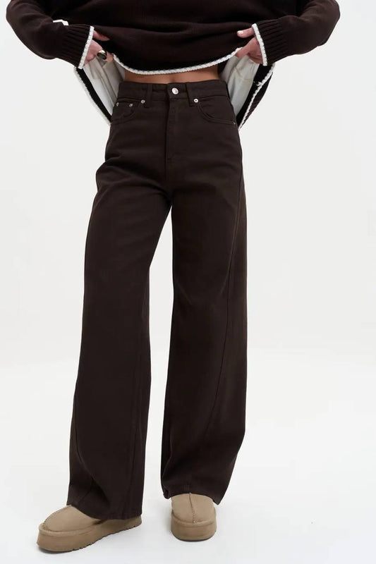 Chocolate jeans with accent stitching